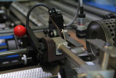 Máquina plegadora de papel de 520T