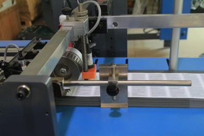 Máquina plegadora de papel de 520T